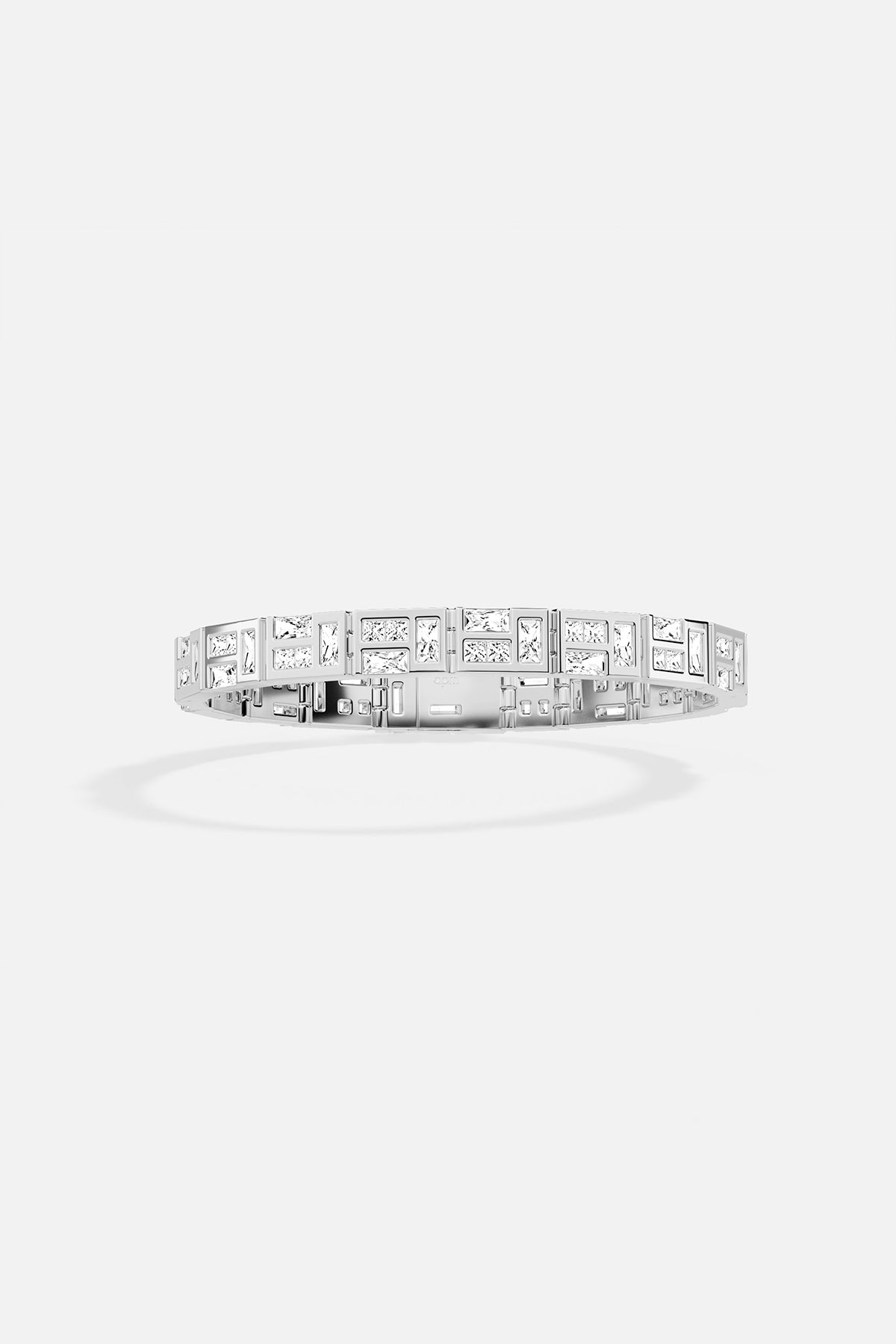 APM Bracelet in rhodium finish, a luminous mosaic of modern elegance.