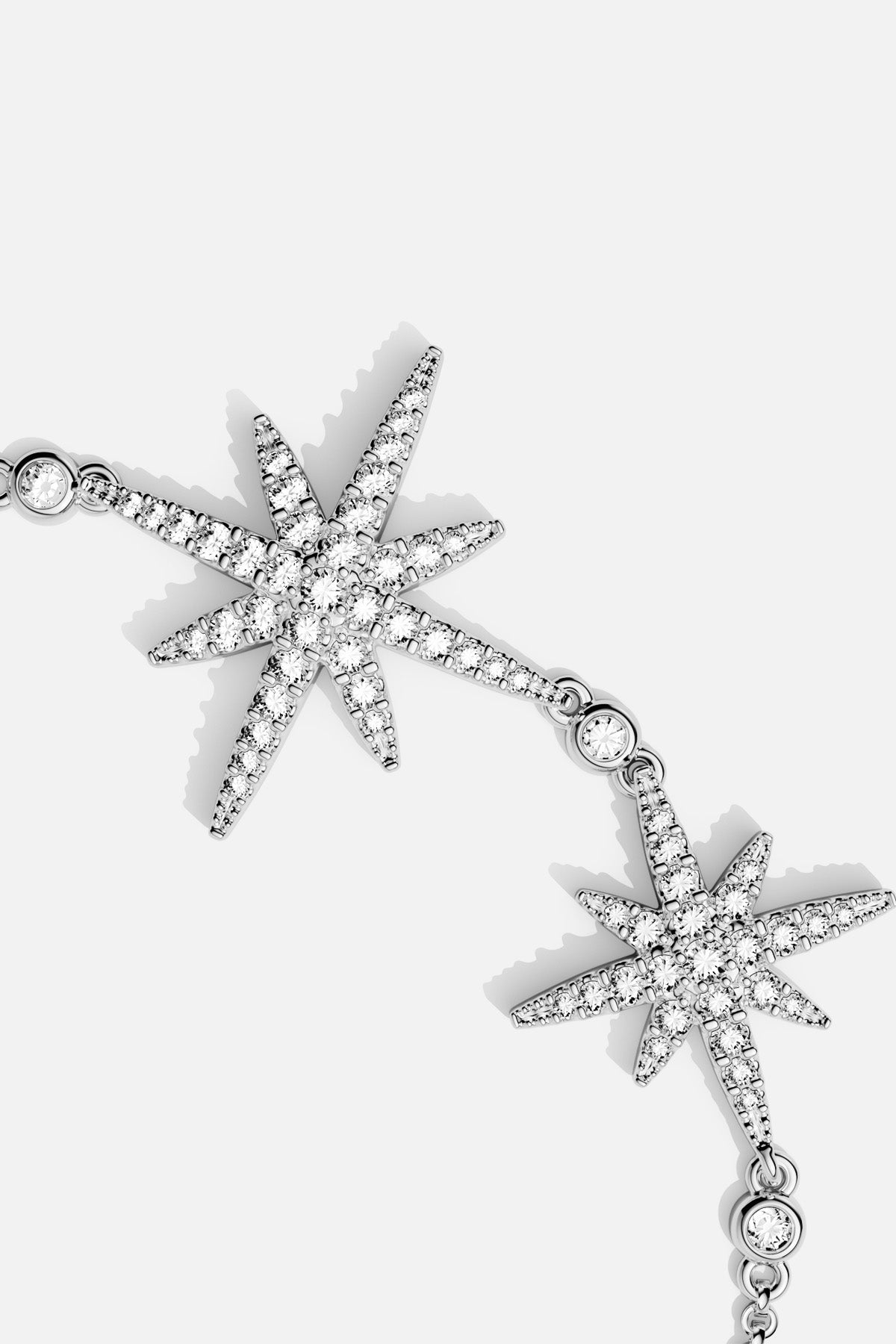 APM bracelet with sparkling stars, a celestial glow in rhodium finish.