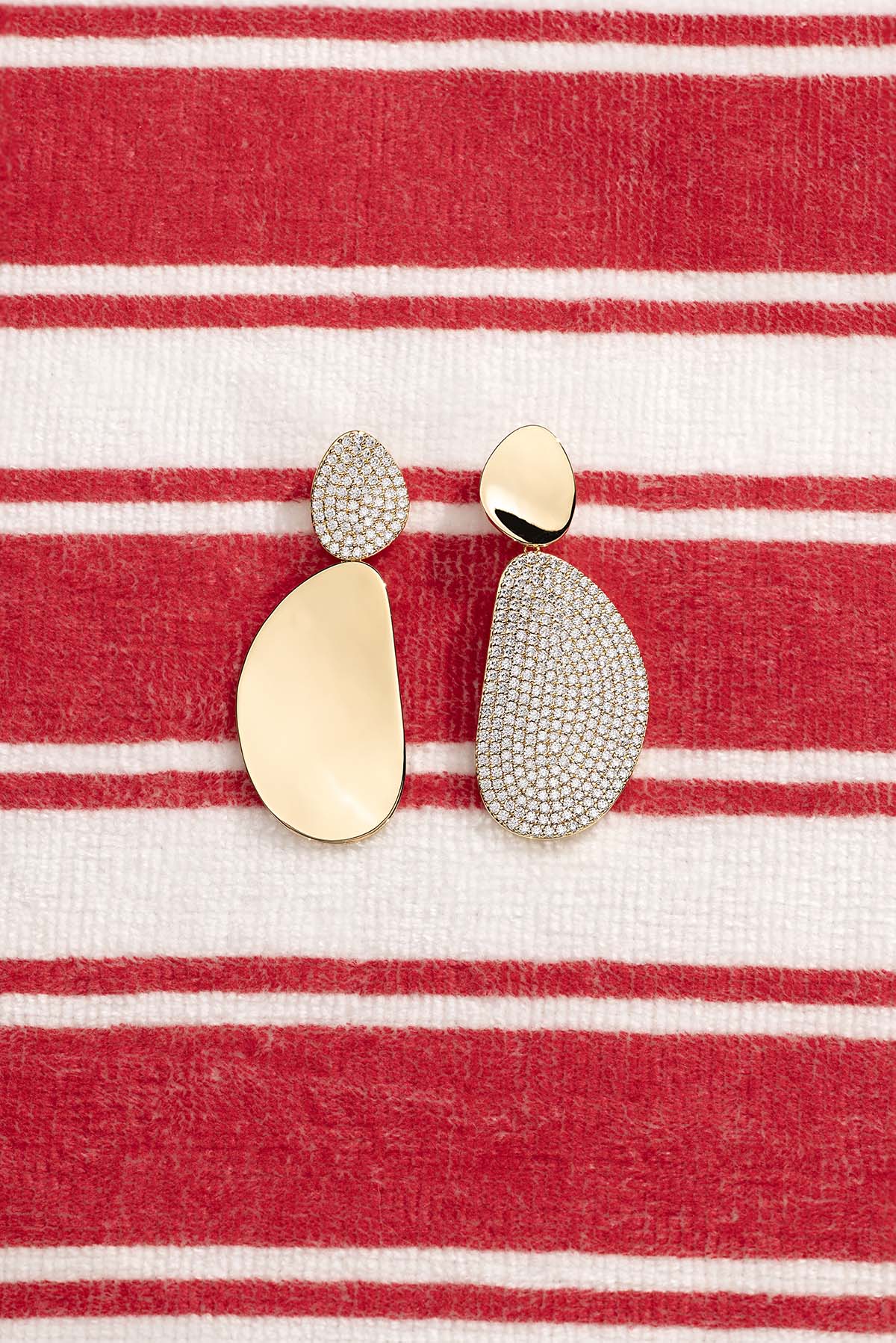 04-YE16170OX-APM-Monaco-Earrings