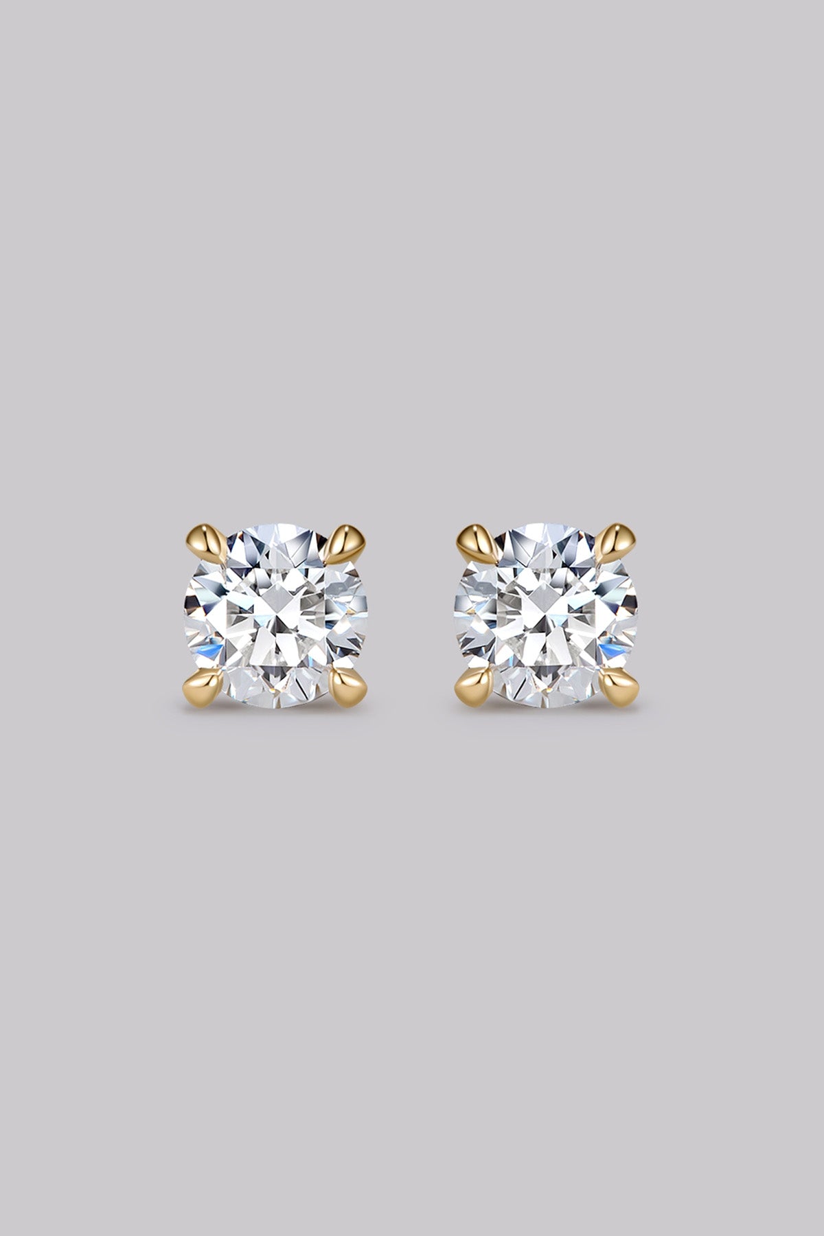 Round Diamond Stud Earrings (0.50ct) - APM Monaco UK