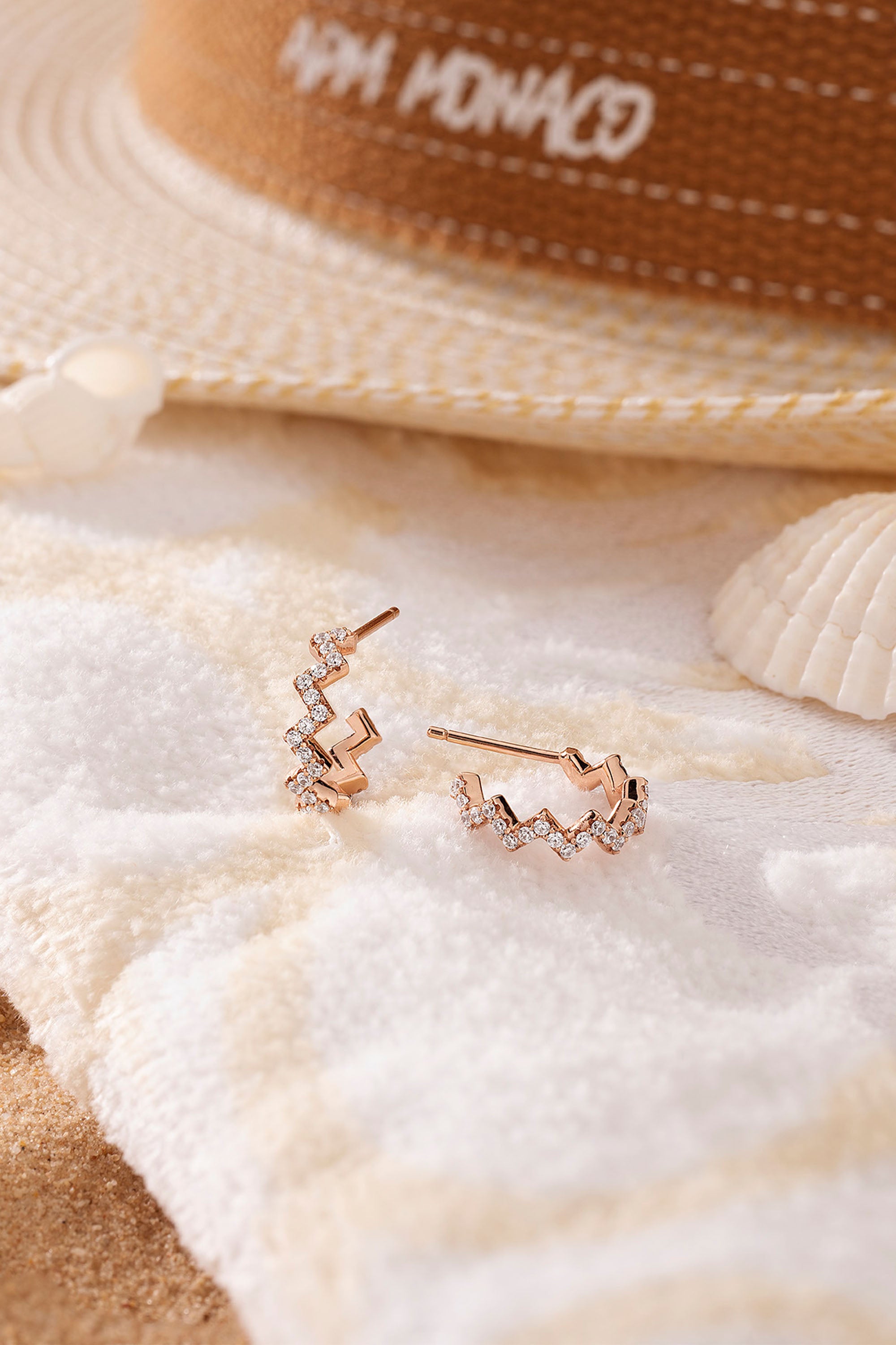 Up and Down Rose Gold Earrings - APM Monaco UK