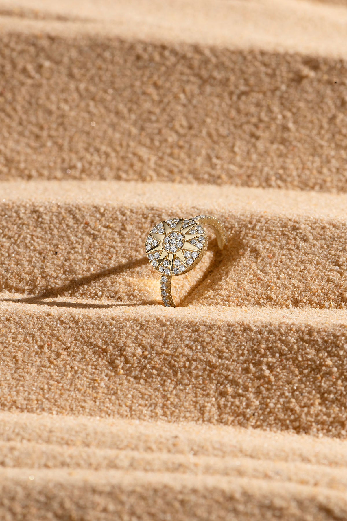 Soleil Pavé Ring - APM Monaco UK