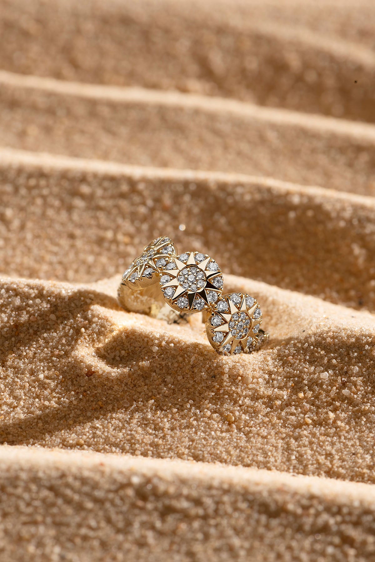 Soleil Ring - APM Monaco UK