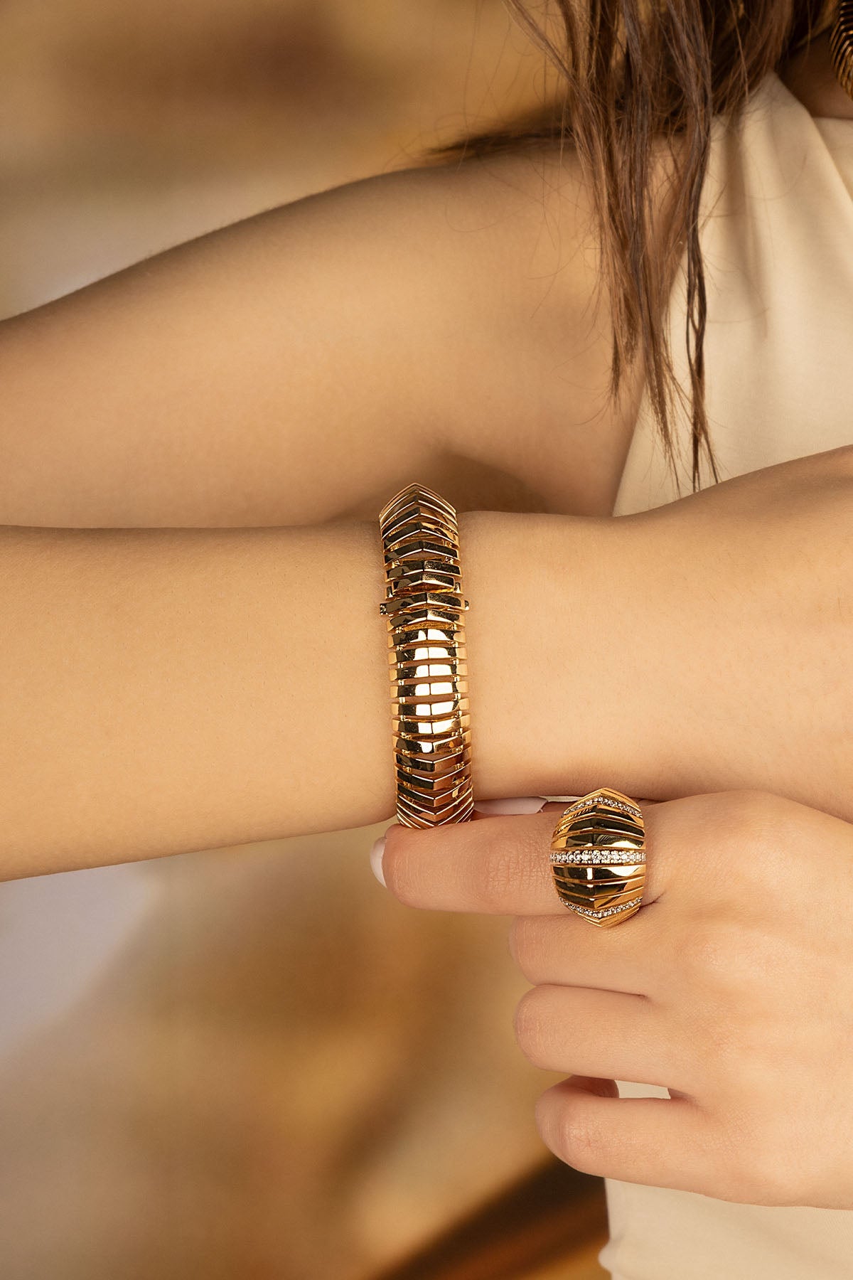APM Monaco Rayon de Soleil Bracelet in Yellow Gold