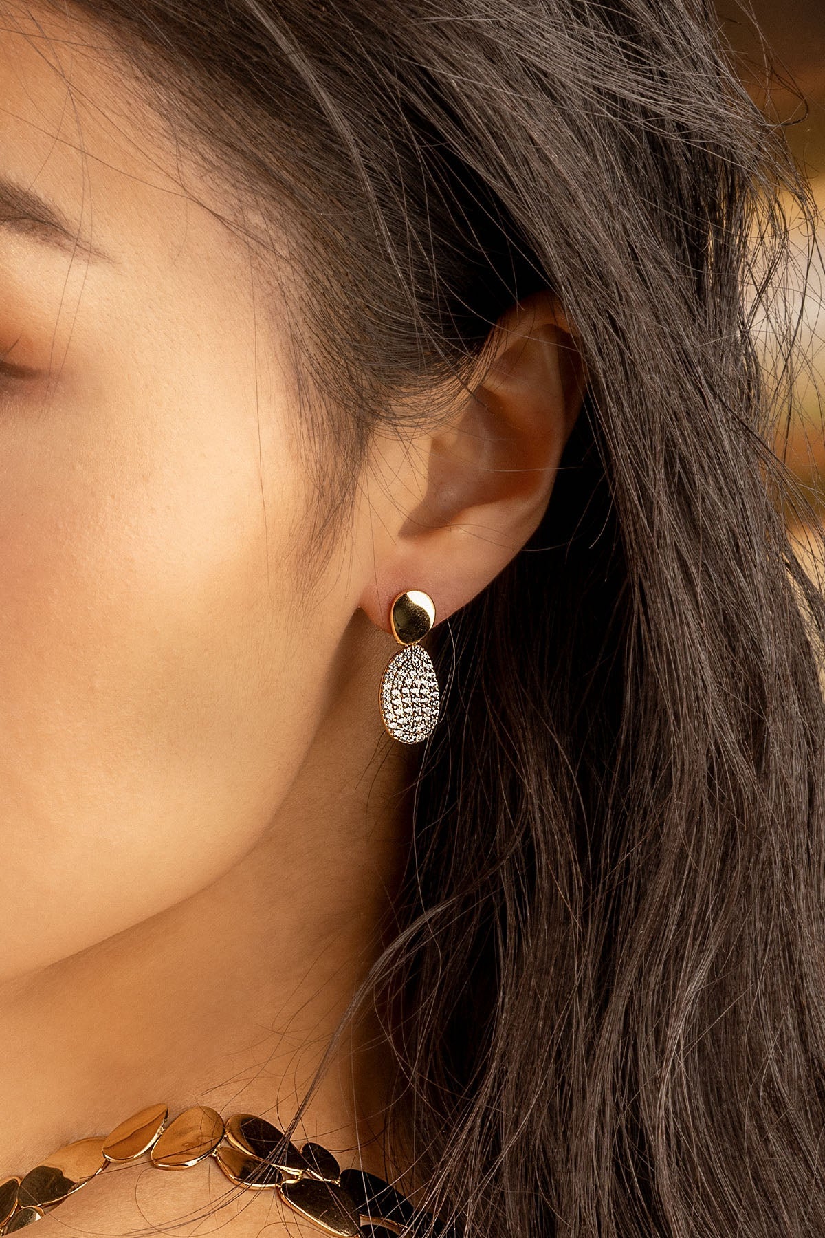 APM Monaco Galet Earrings in Yellow Gold
