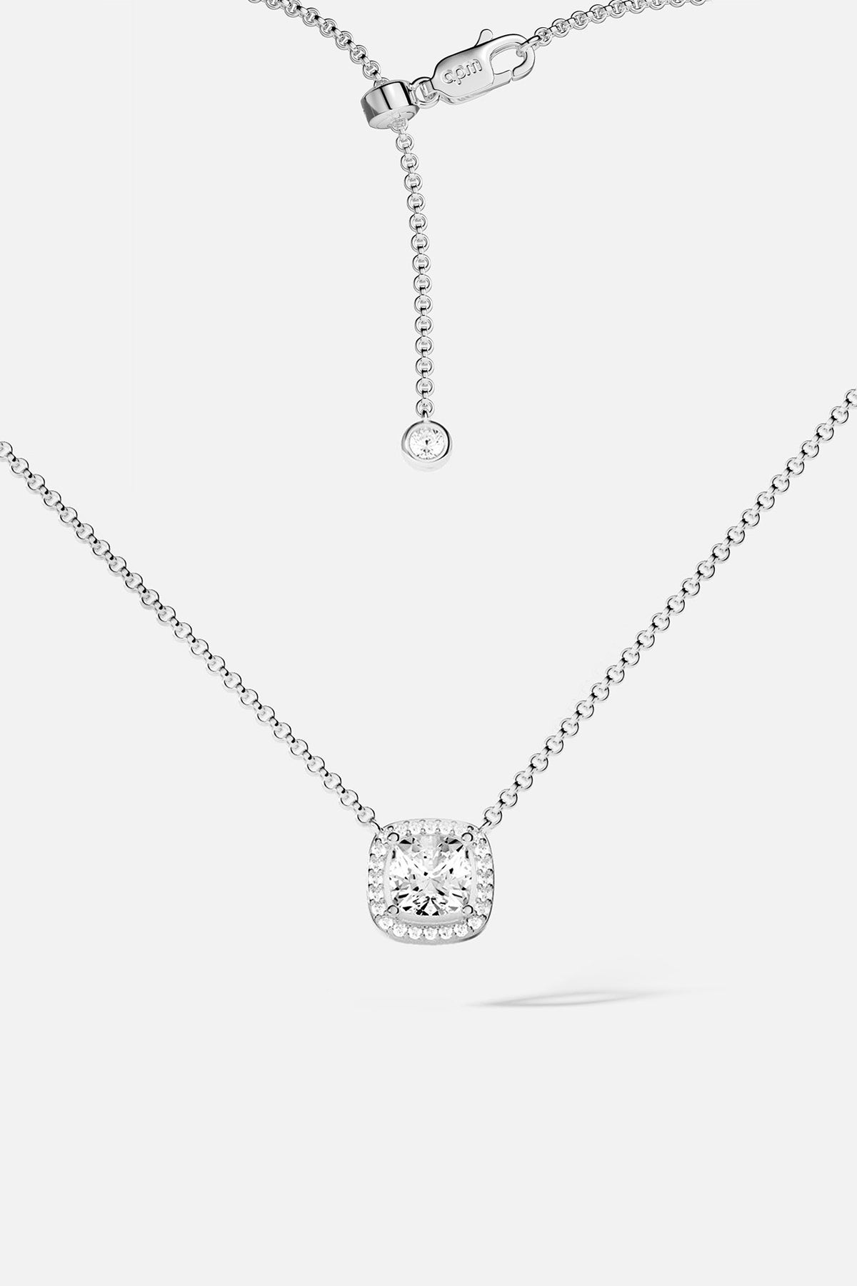 APM Necklace with a luminous square pendant, quiet elegance in rhodium finish.