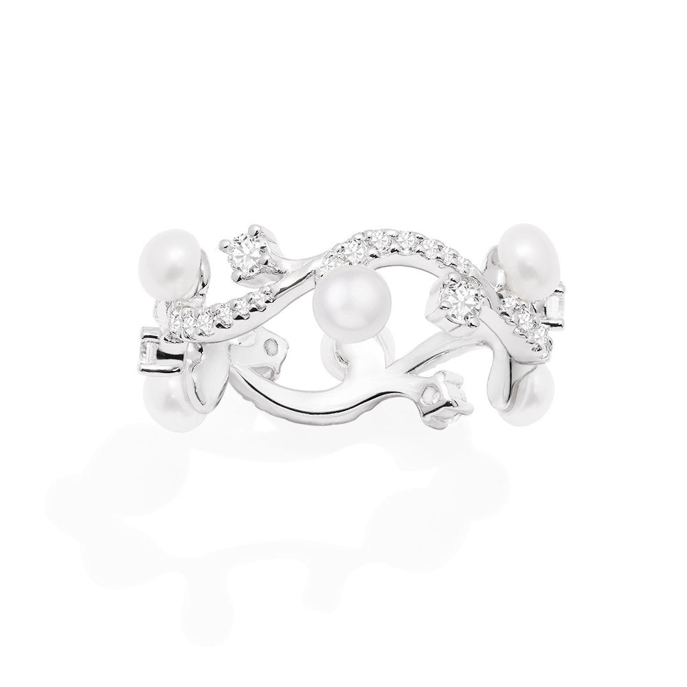 APM Monaco Flower Ring With Pearls Jewelry in Silver