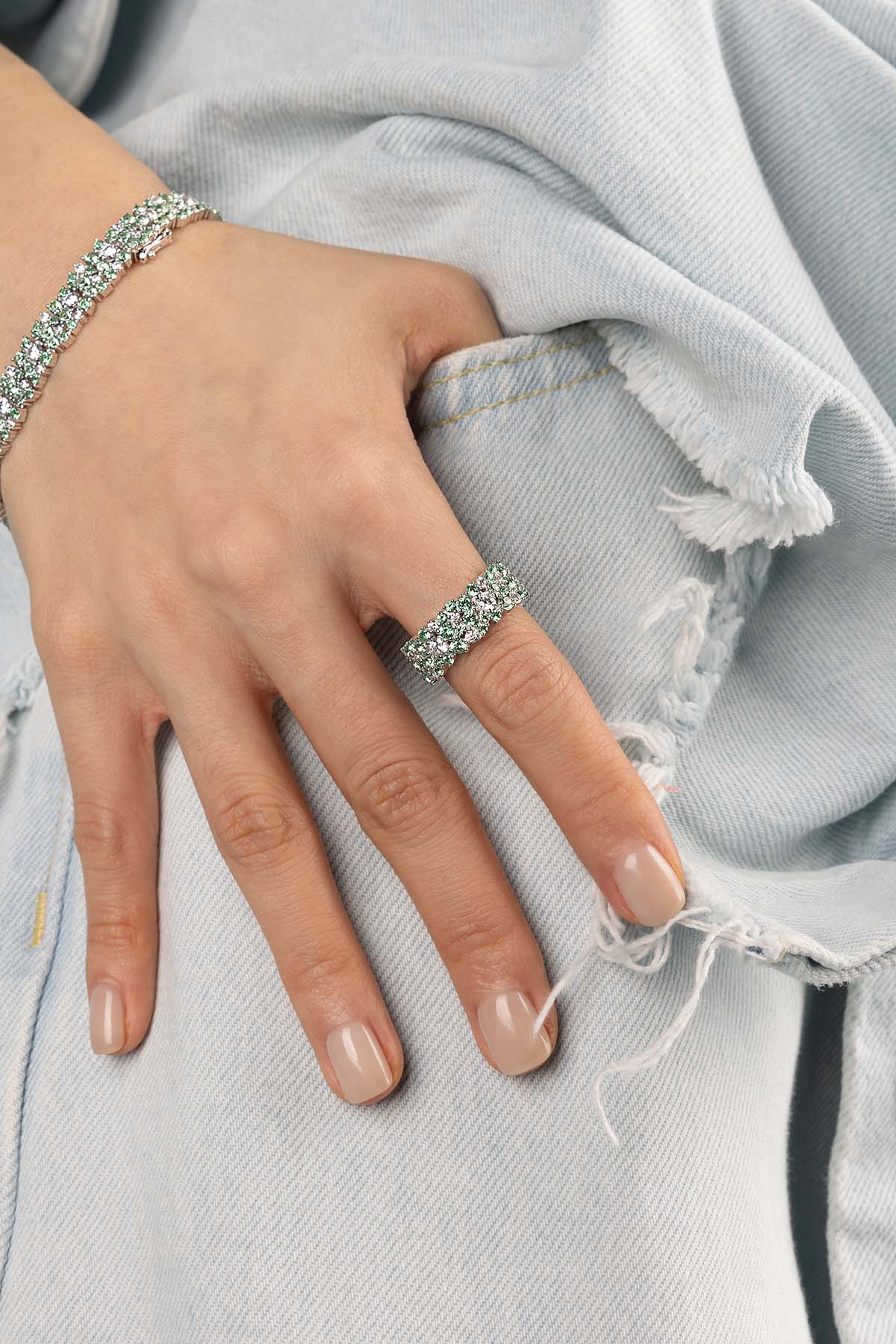 APM Monaco Pastel Green Drop Ring in Silver