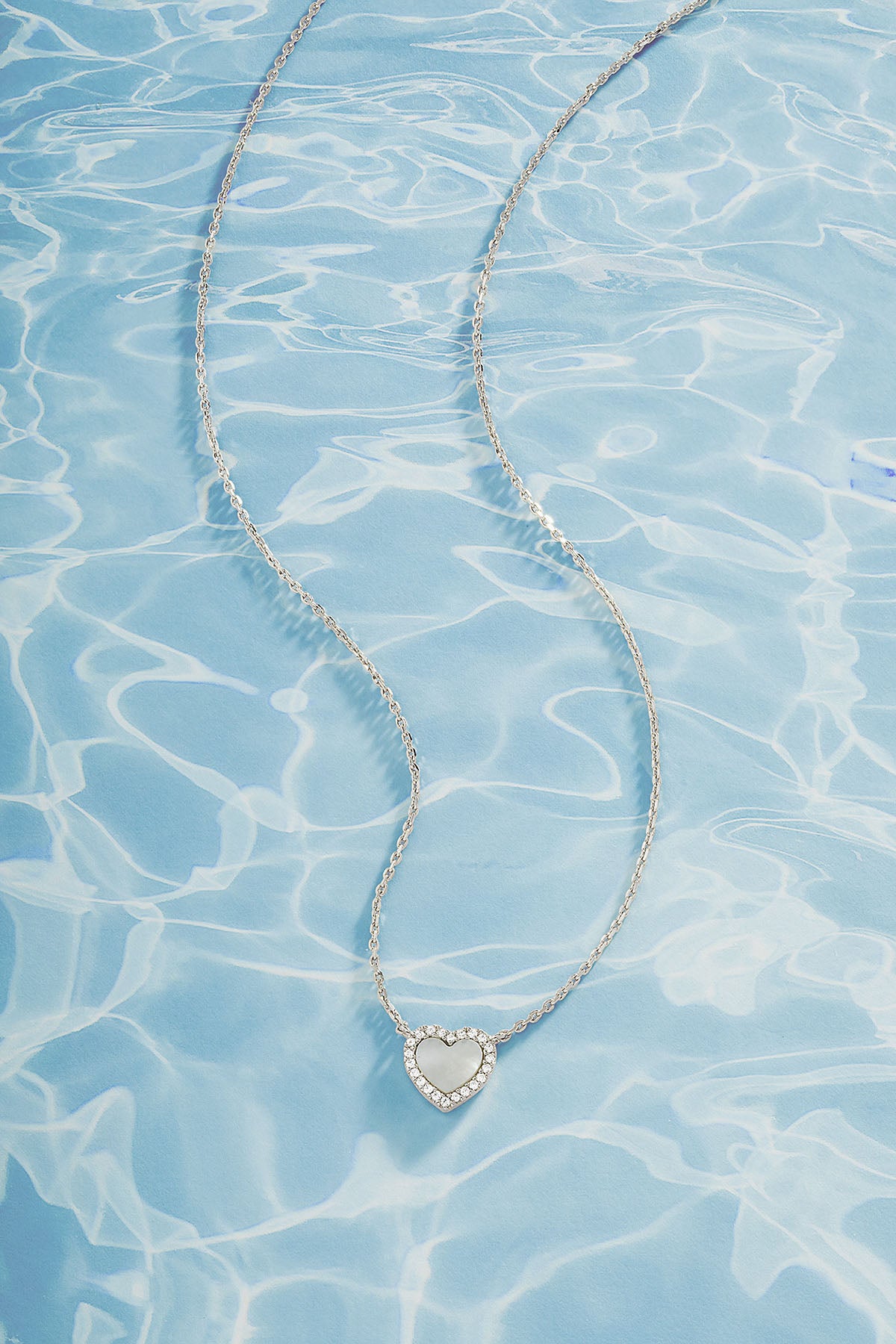 APM Monaco Mini White Nacre Heart Adjustable Necklace in Silver