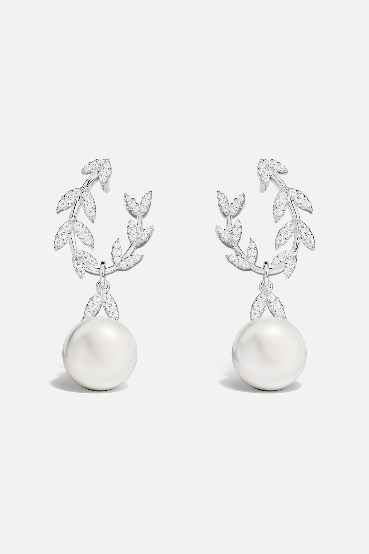 Eternelle Earrings With Pearl