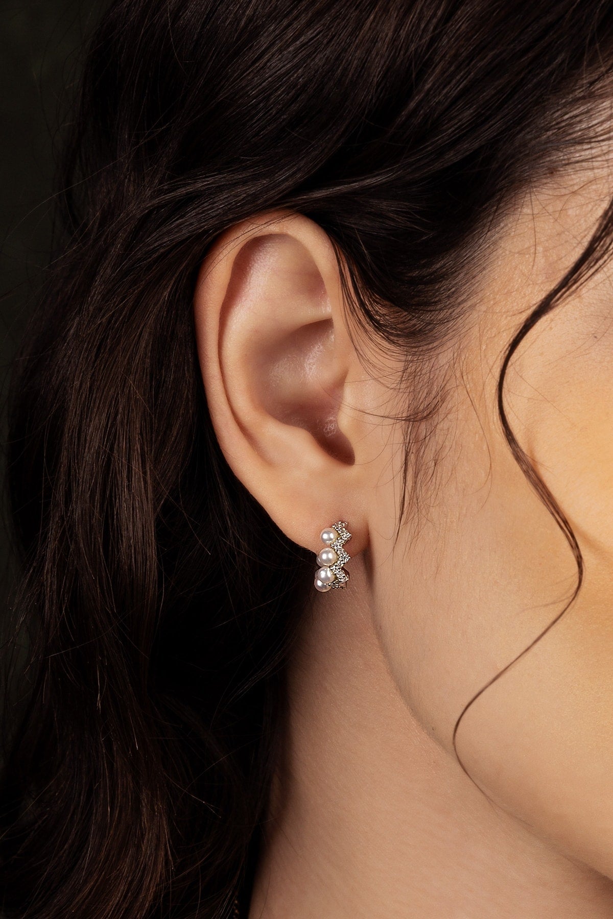 Up and Down Earrings with Pearls