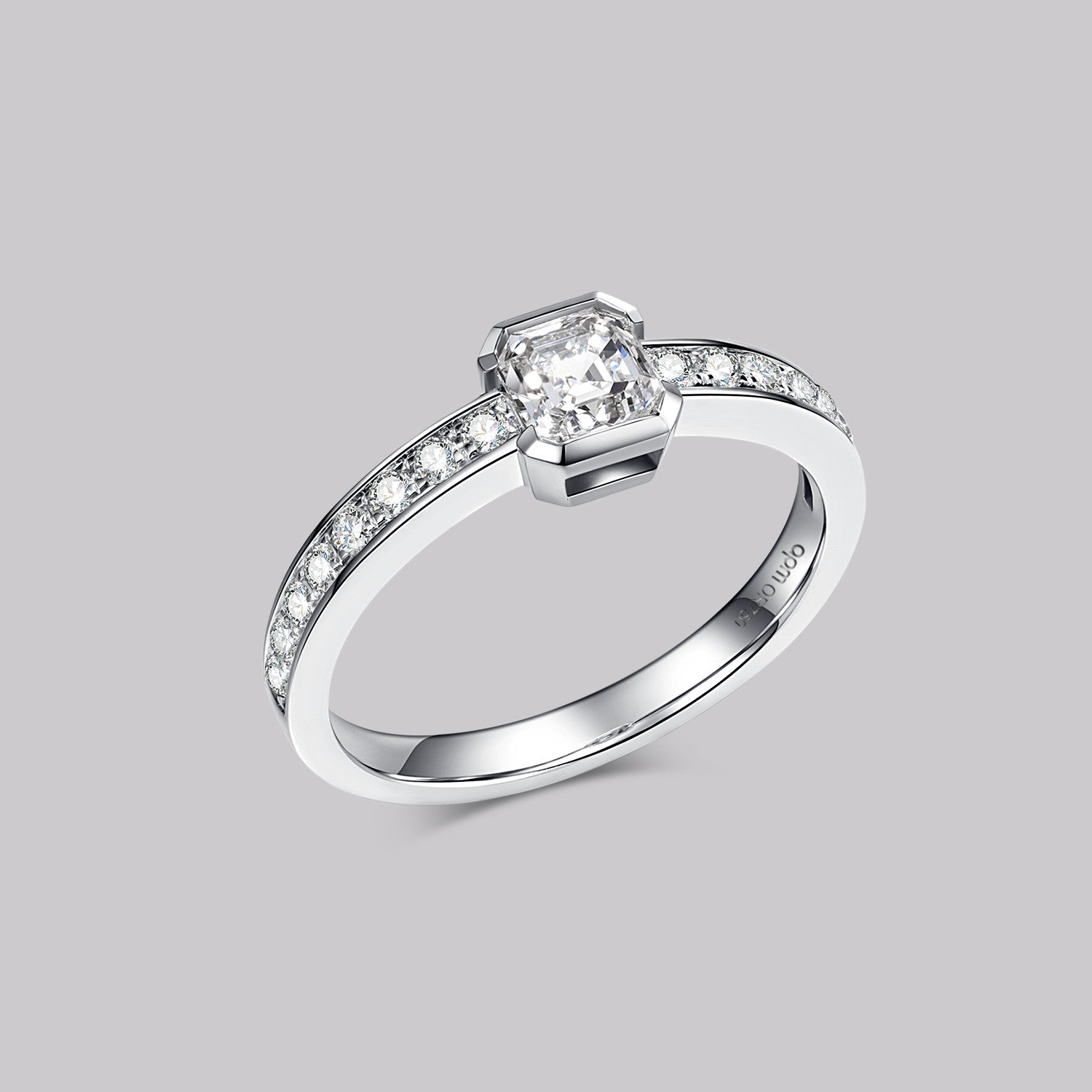 Pavé Asscher Diamond Ring (0.57ct) - APM Monaco UK