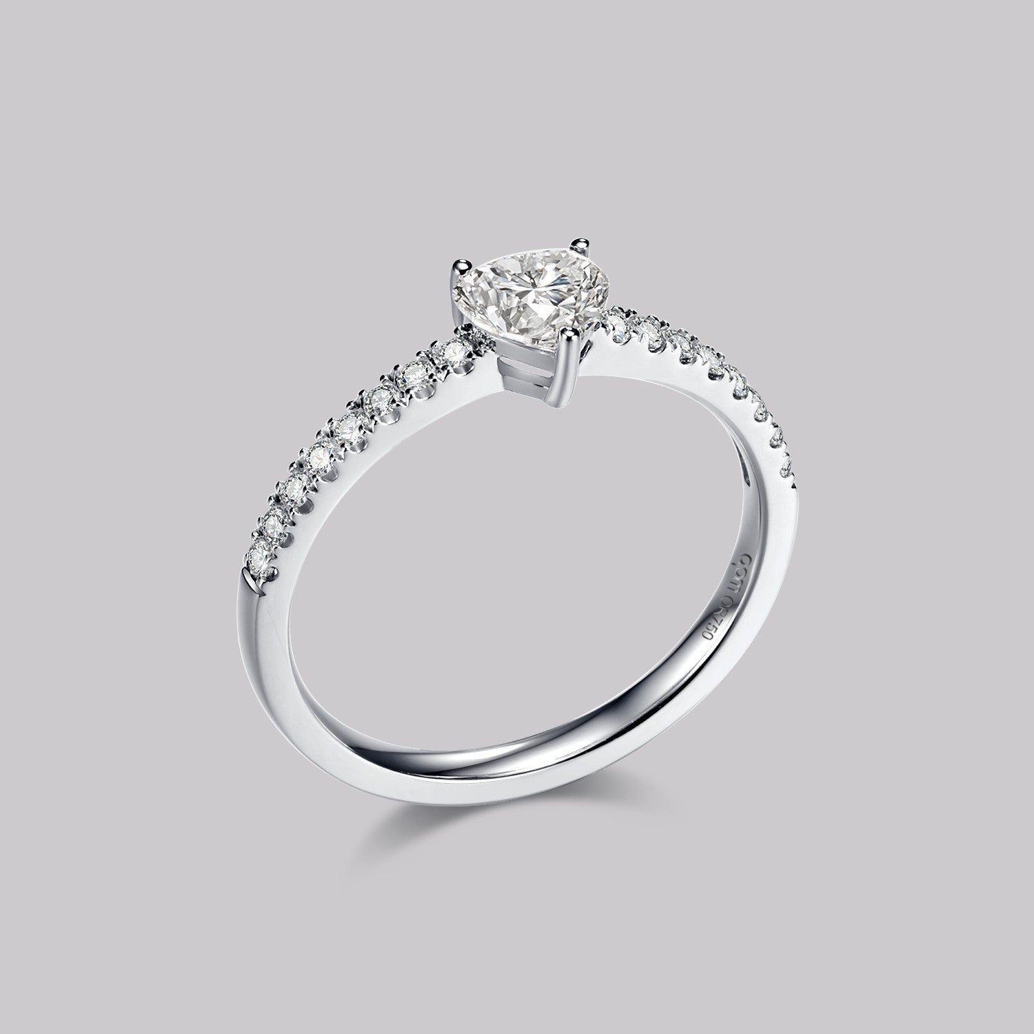 Pavé Heart Diamond Ring (0.48ct) - APM Monaco UK