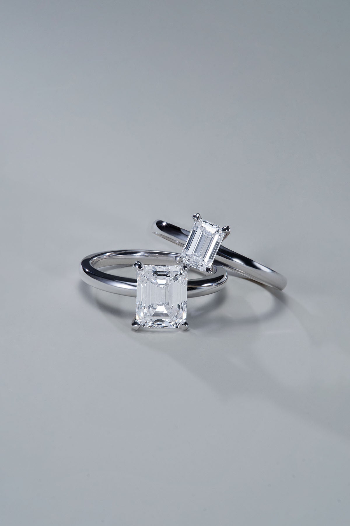 Solitaire Emerald Diamond Ring (0.60ct) - APM Monaco UK