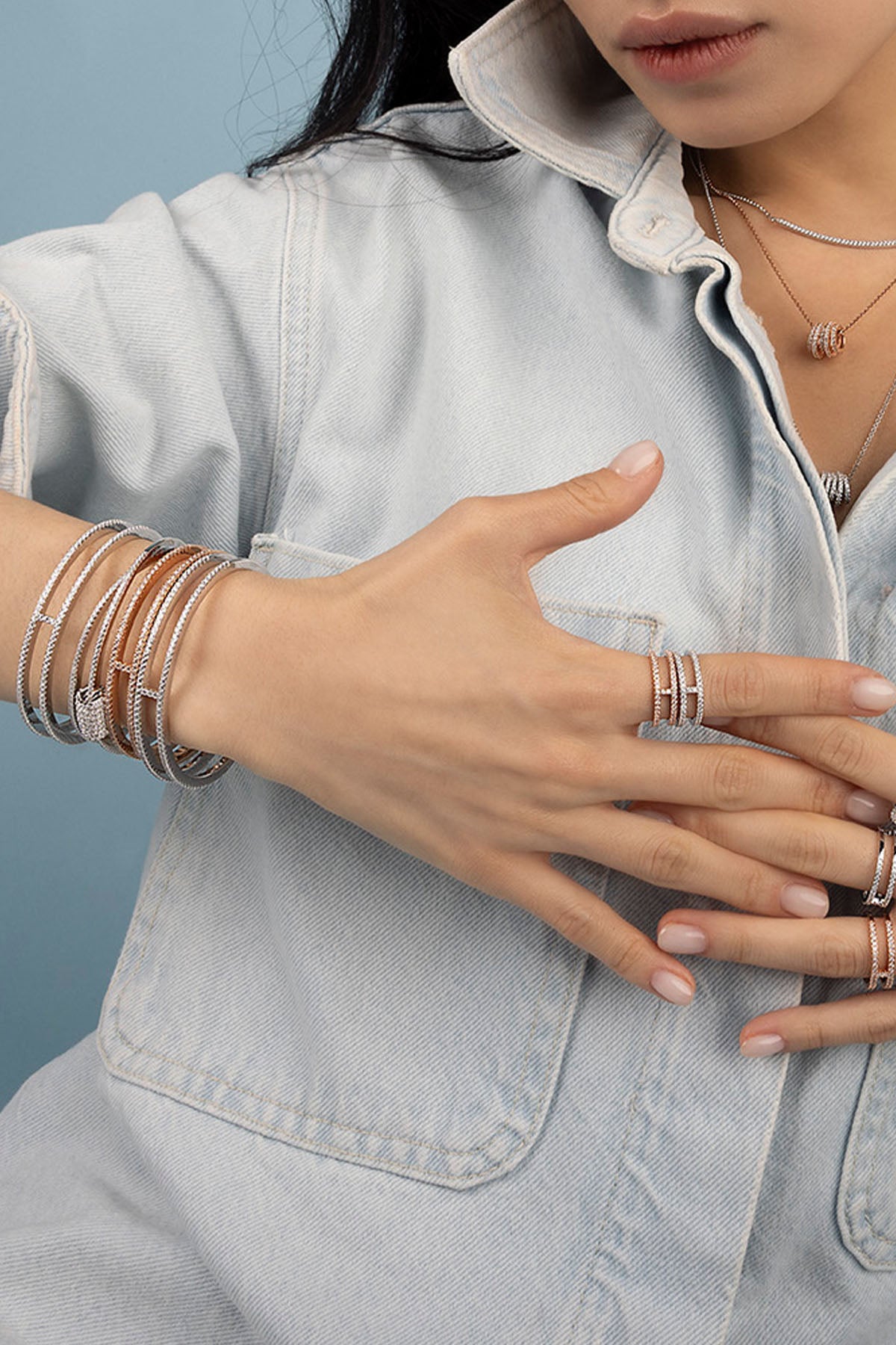 APM Monaco Double Line Pavé Ring in Rose gold