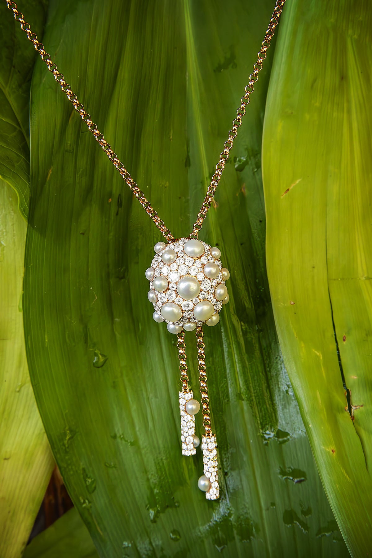 APM Monaco Disco Adjustable Necklace With Pearls in Silver