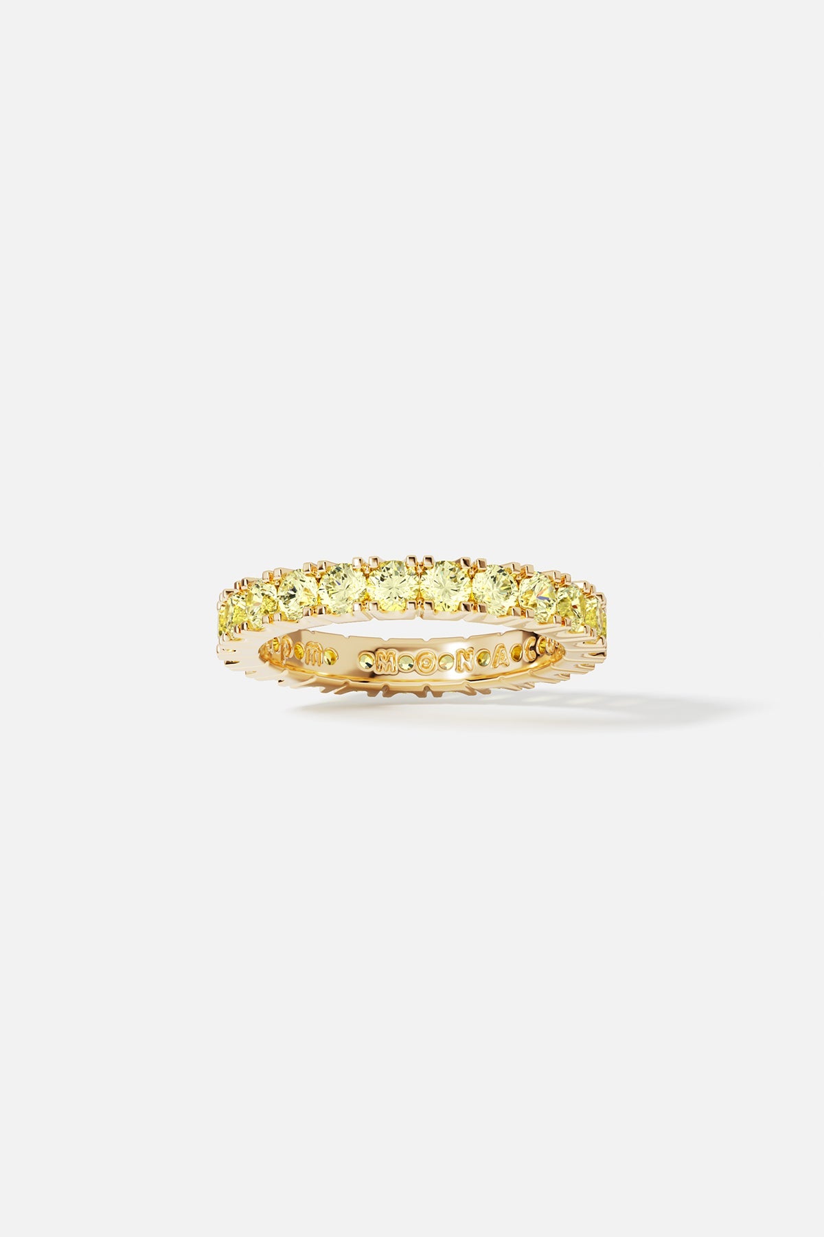 APM Monaco Pavé Ring in yellow gold 