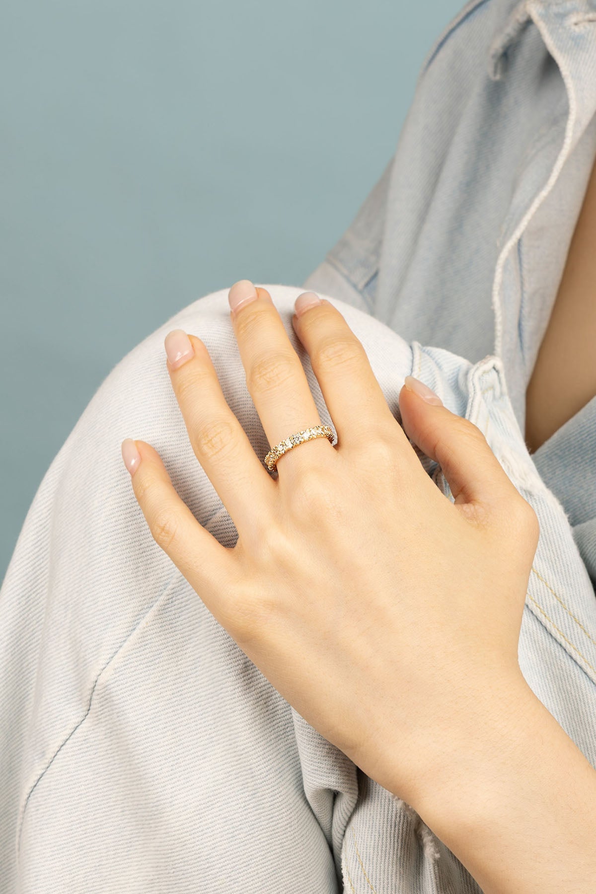 APM Monaco Pavé Ring in yellow gold worn on hand