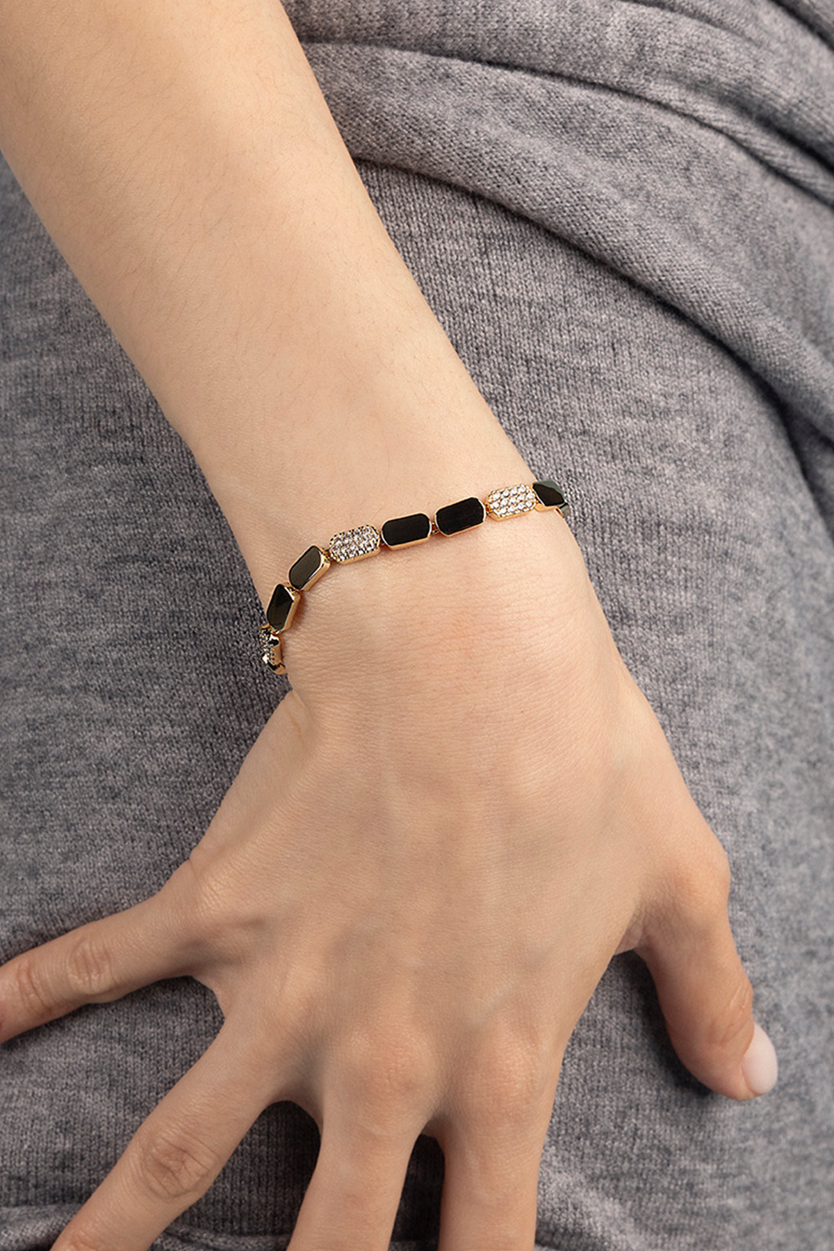 Dainty Gold Bracelet