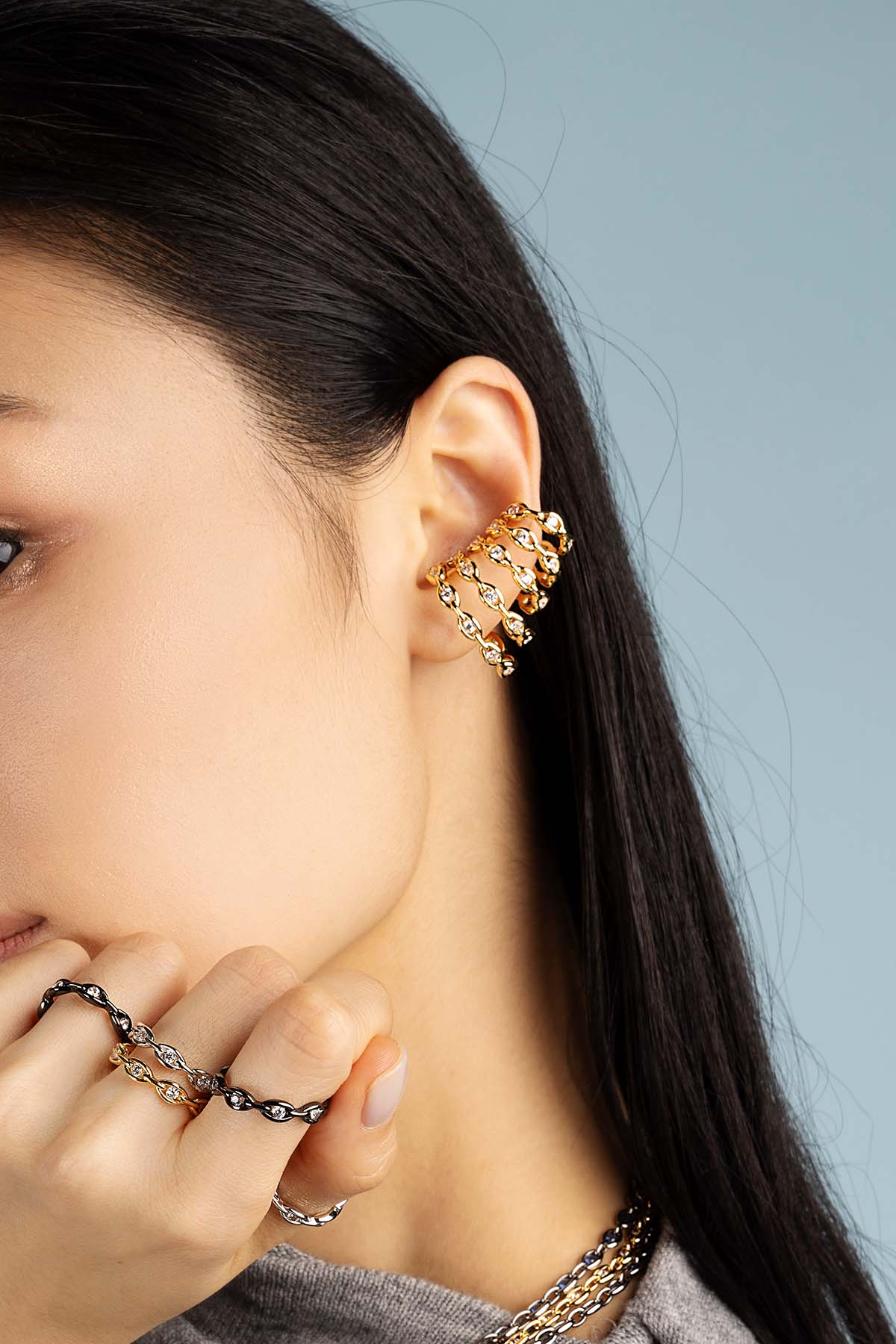 APM Monaco Pavé Chain Ear Cuff in Yellow Gold