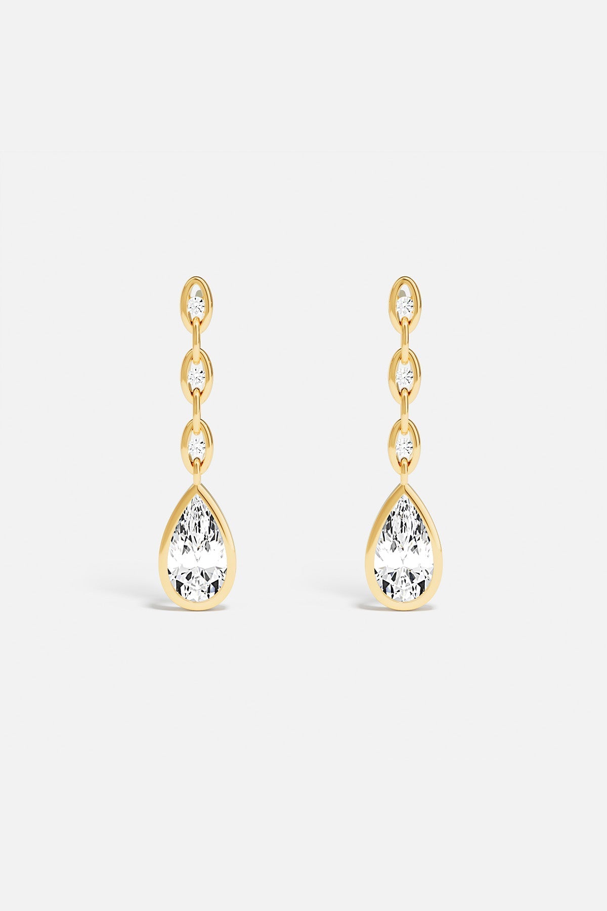 APM Monaco Earring Enchaîné