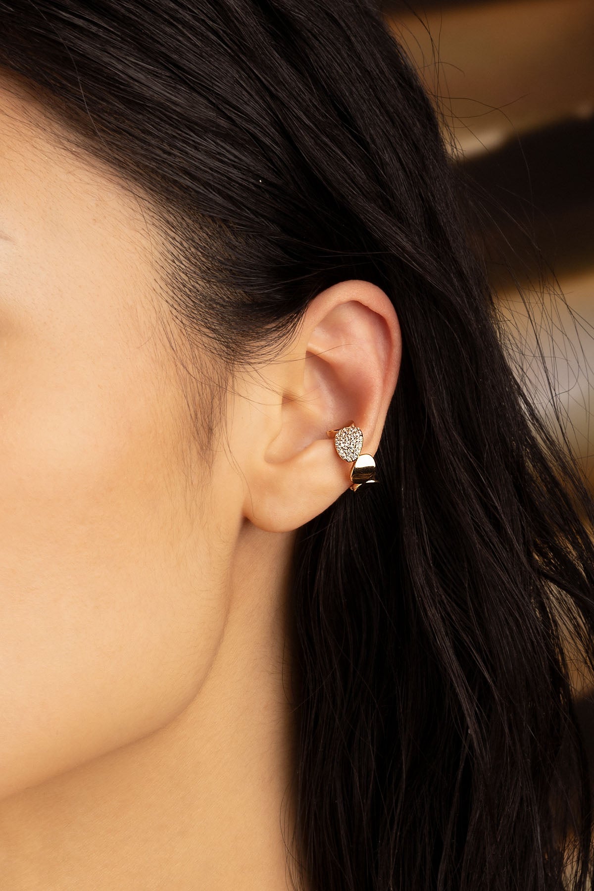 APM Monaco Galet Ear Cuff in Yellow Gold