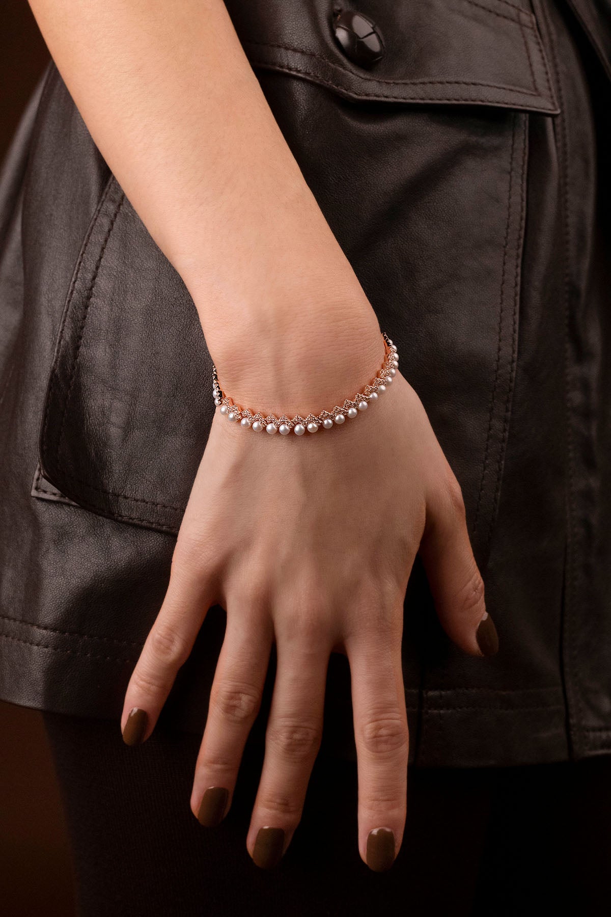 APM Monaco Up and Down Adjustable Bracelet with Pearls in Rose Gold